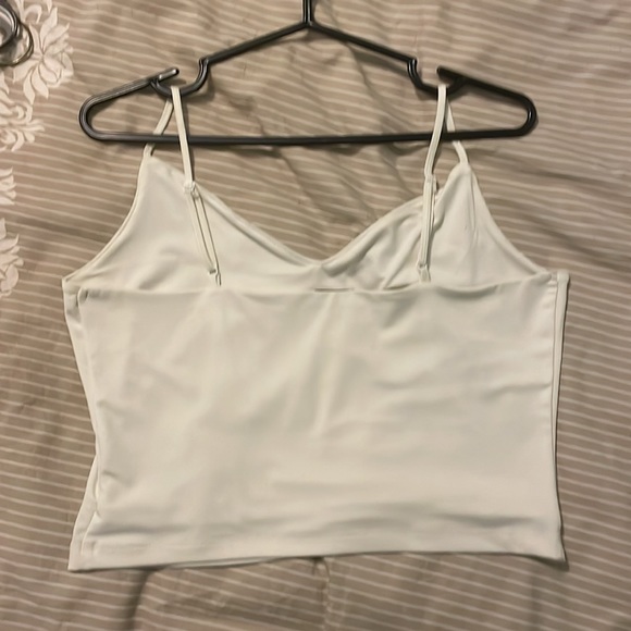 White crop tank - large - Picture 2 of 3